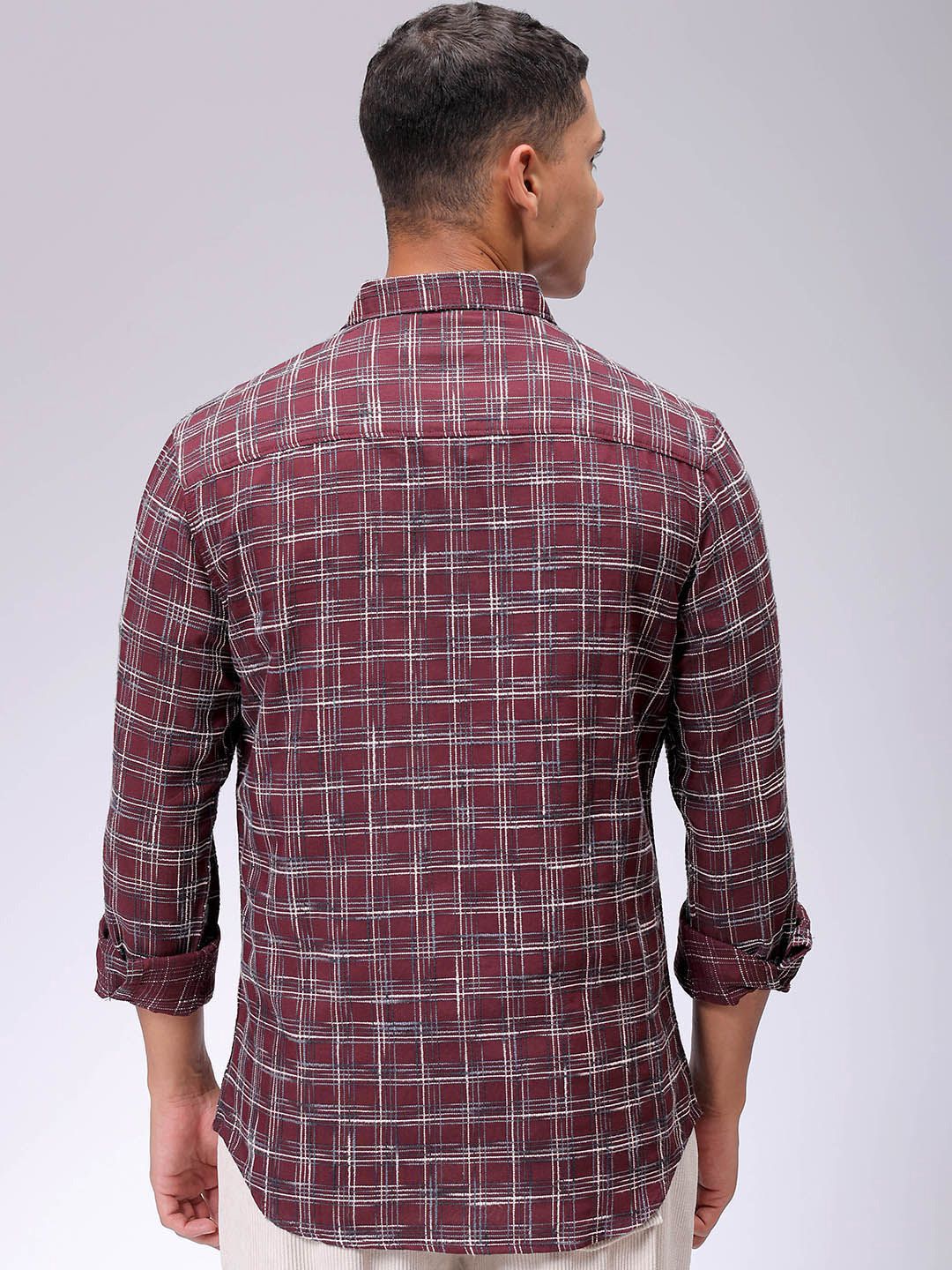 The Indian Garage Co Men Slim Fit Opaque Checked Casual Shirt