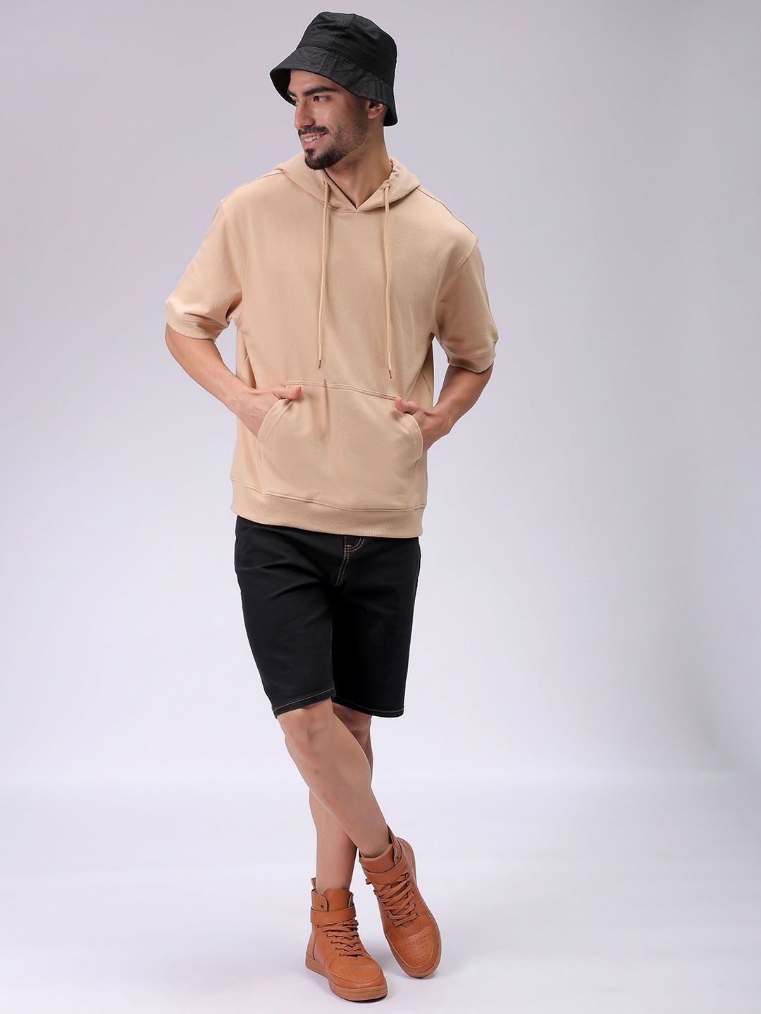 The Indian Garage Co Men Solid Hooded Pullover Short Sleeves Sweatshirt