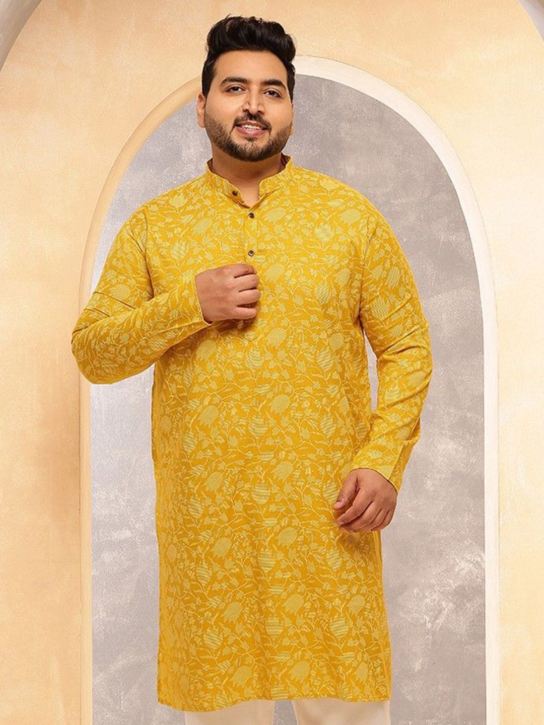 SOJANYA PLUS Floral Printed Mandarin Collar Straight Kurta