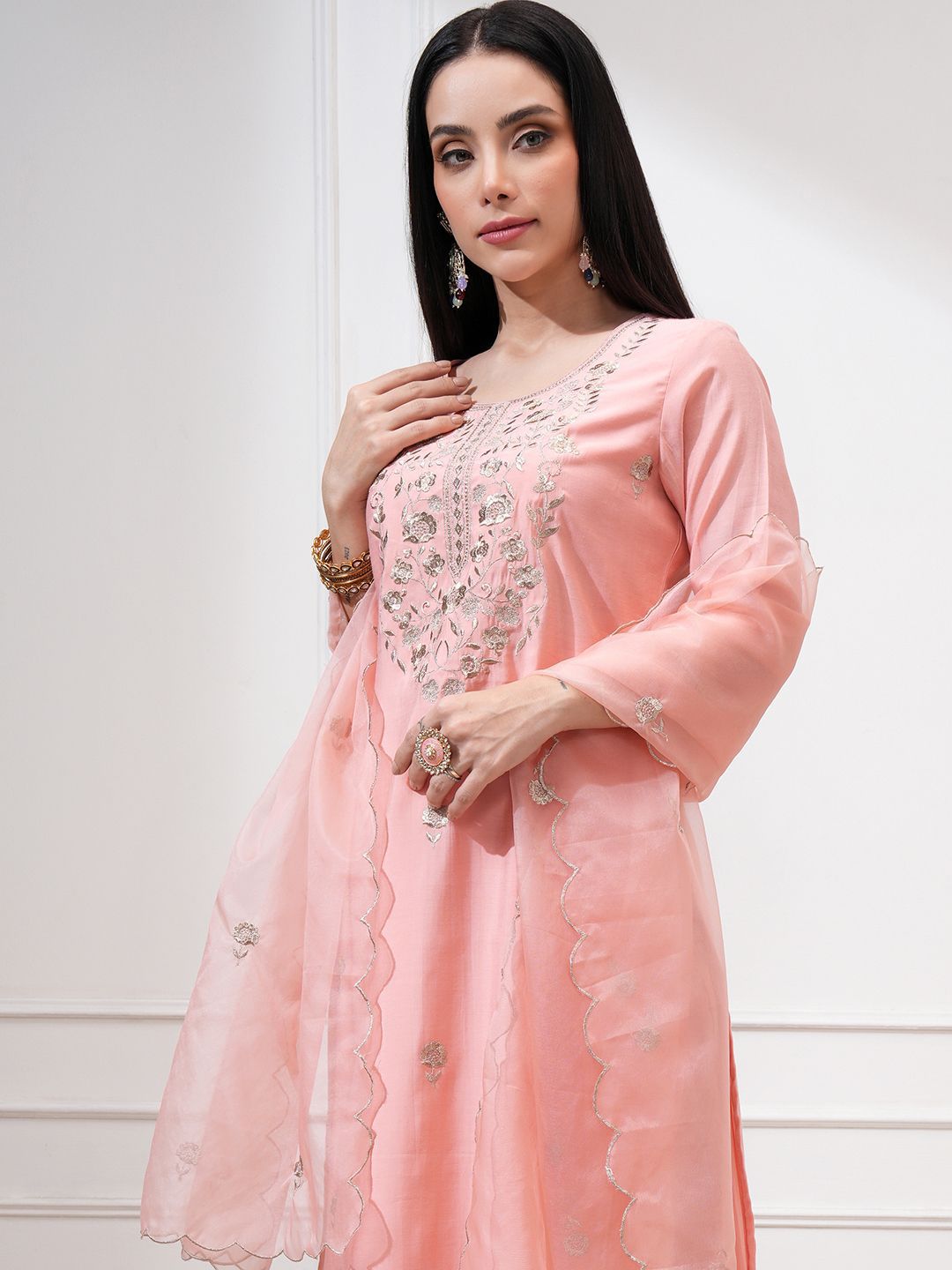 Vishudh Women Embroidered Roman Kurta With Bottom & Nylon Organza Dupatta