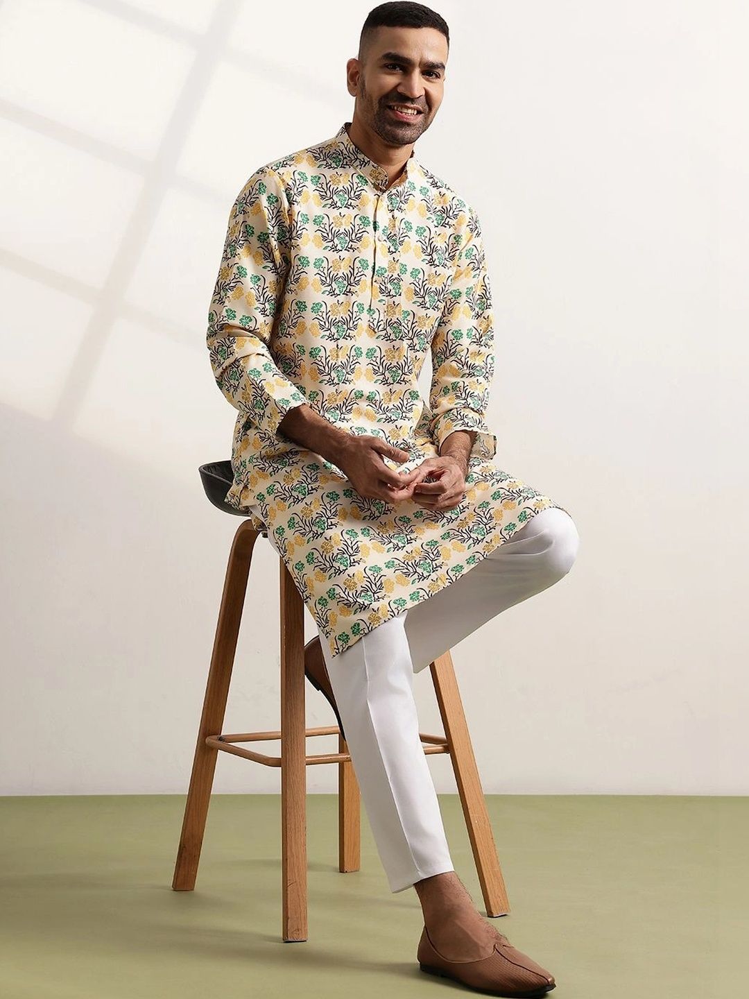 Anouk Men Floral Printed Regular Kurta with Trousers