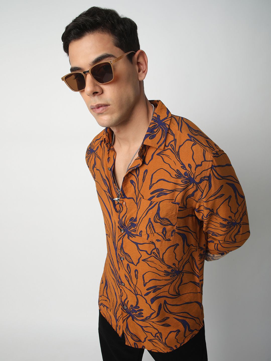 VASTRADO Men Classic Spread Collar Floral Printed Slim Fit Casual Shirt