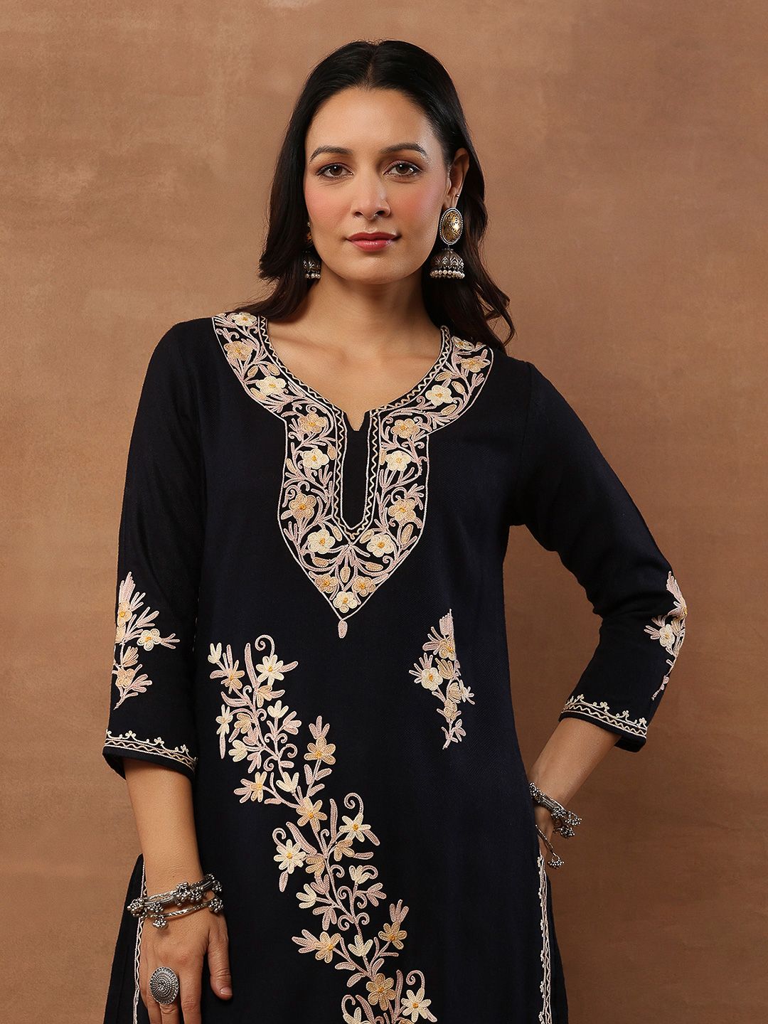 House of Chikankari Women Black Woollen Aari Embroidered Kurta