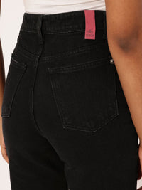 DressBerry Women Street Classic High Rise Straight Fit Jeans