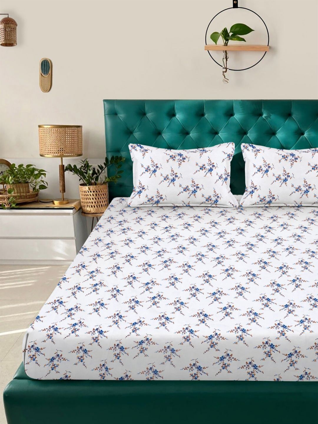 Myntra Elegant Homes White & Blue Floral 300 TC King Bedsheet with 2 Pillow Covers