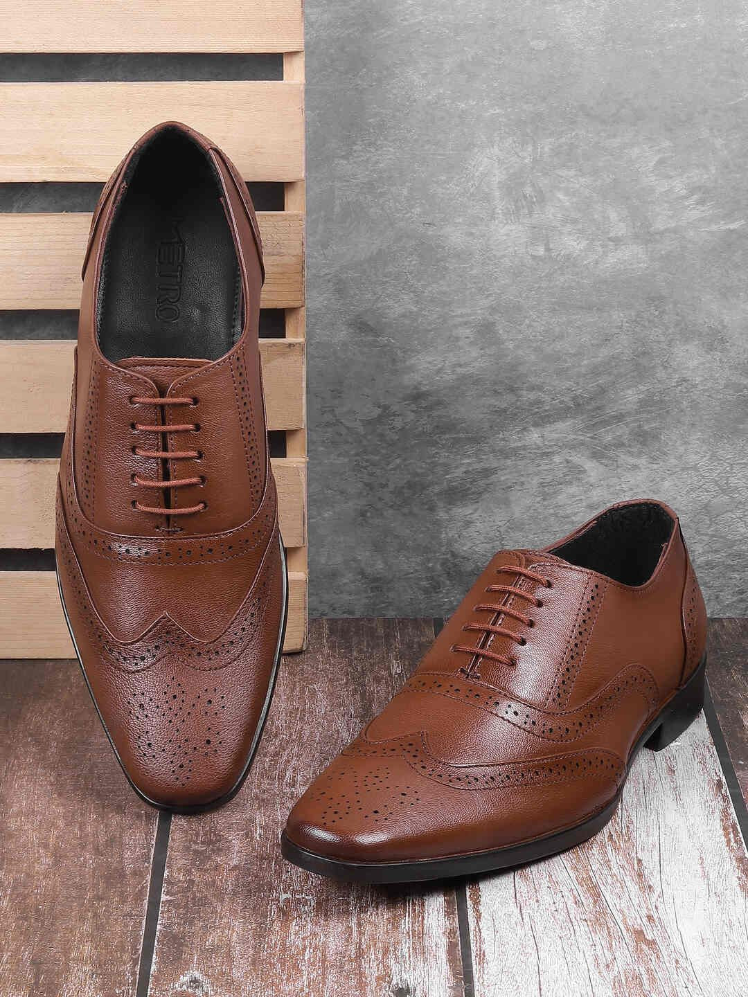 Metro Men Textured Leather Formal Brogues