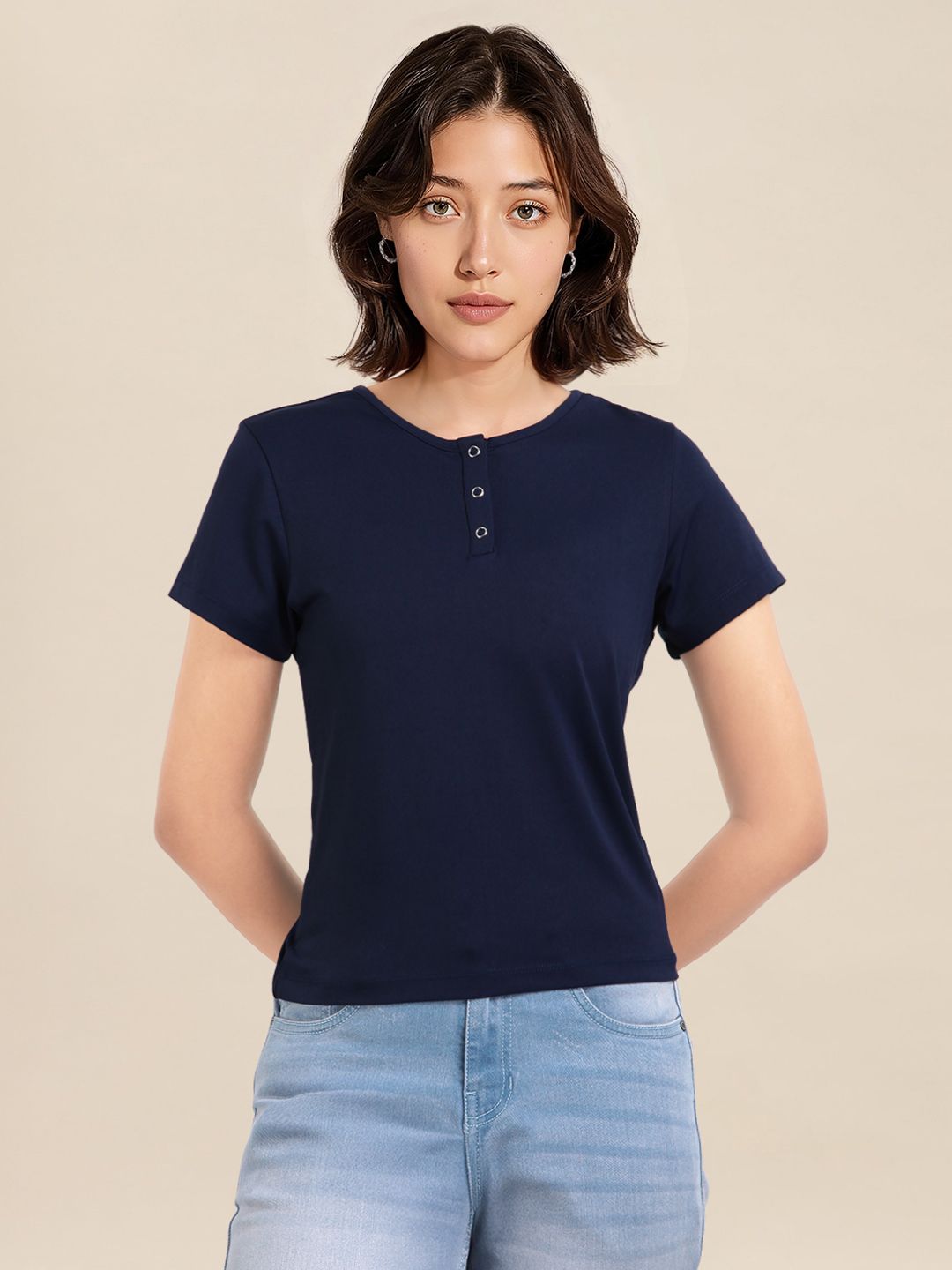 DressBerry Round-Neck Fitted Top