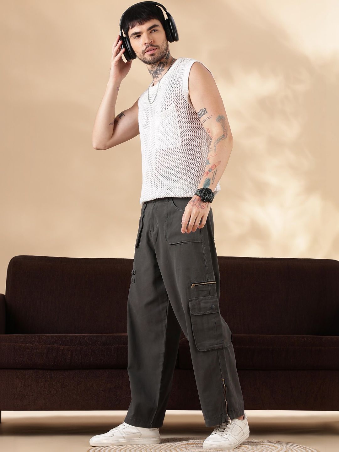 Eszett Men Easy Wash Cargos Seluar