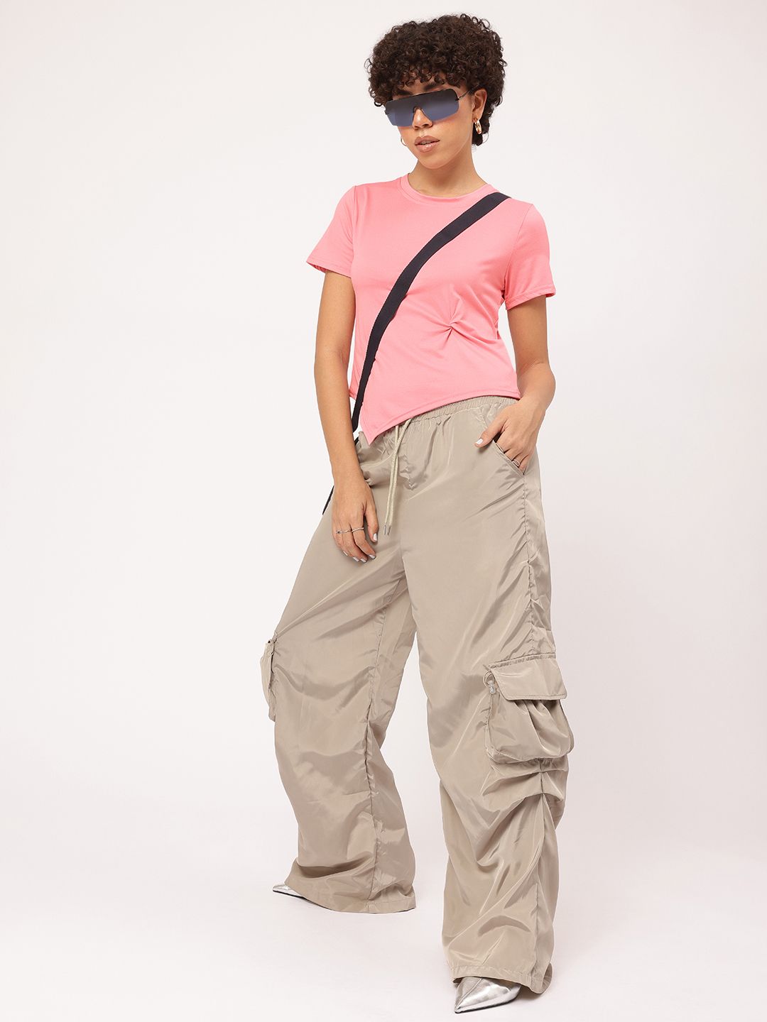 DressBerry Comfort Classic Twisted Knot Asymmetric Hem T-shirt