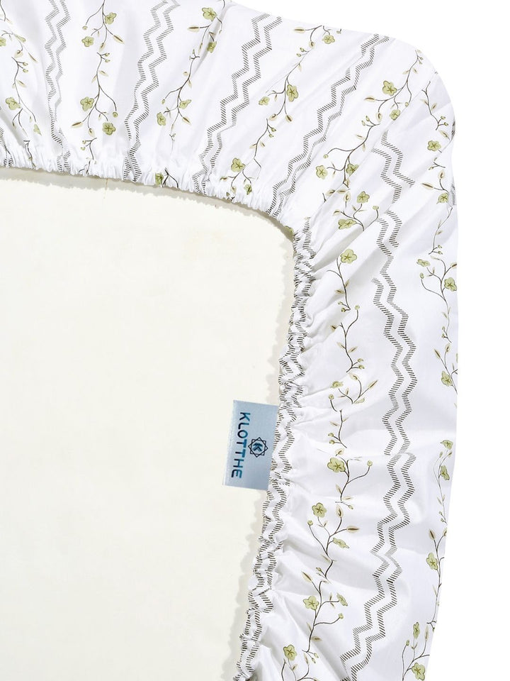 KLOTTHE White Floral Printed Dilengkapi 400 TC Cotton Super King dengan 2 Sarung Bantal