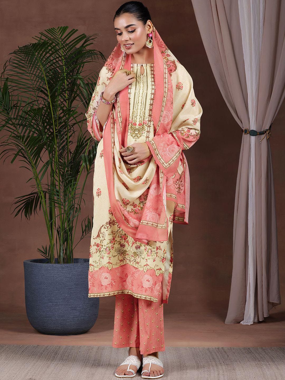 Libas Floral Printed Keyhole Neck Straight Kurta with Trousers & Dupatta