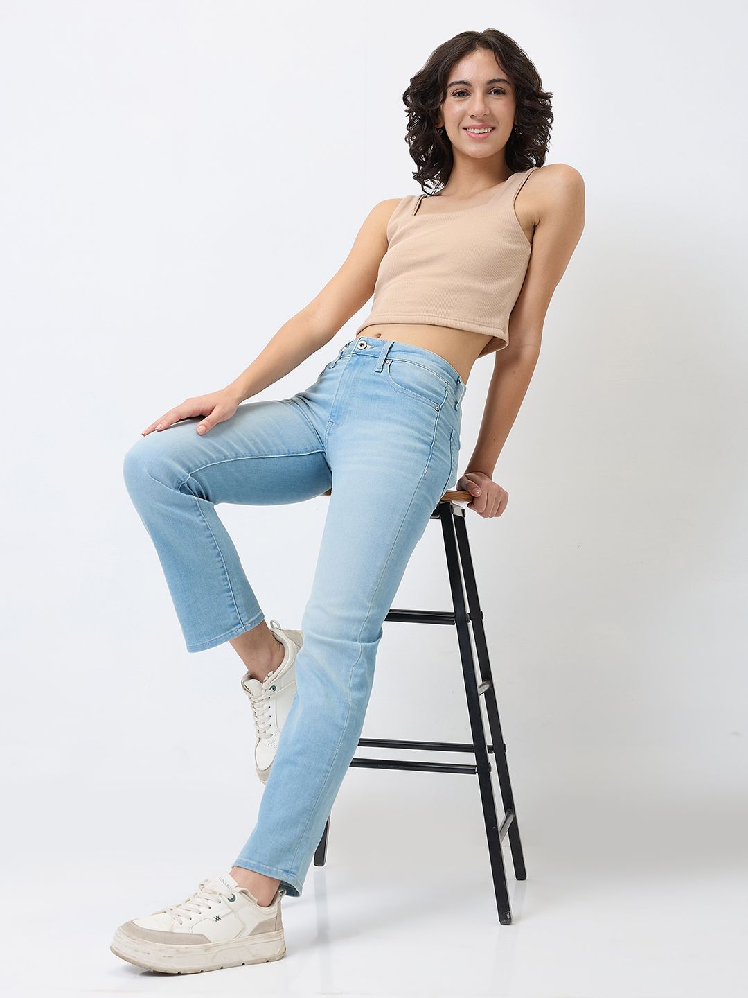 SPYKAR Women Slim Fit Light Fade Jeans