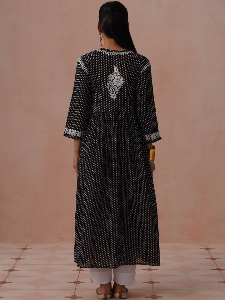 Motif Etnik House of Chikankari Cetak Pakaian Maxi