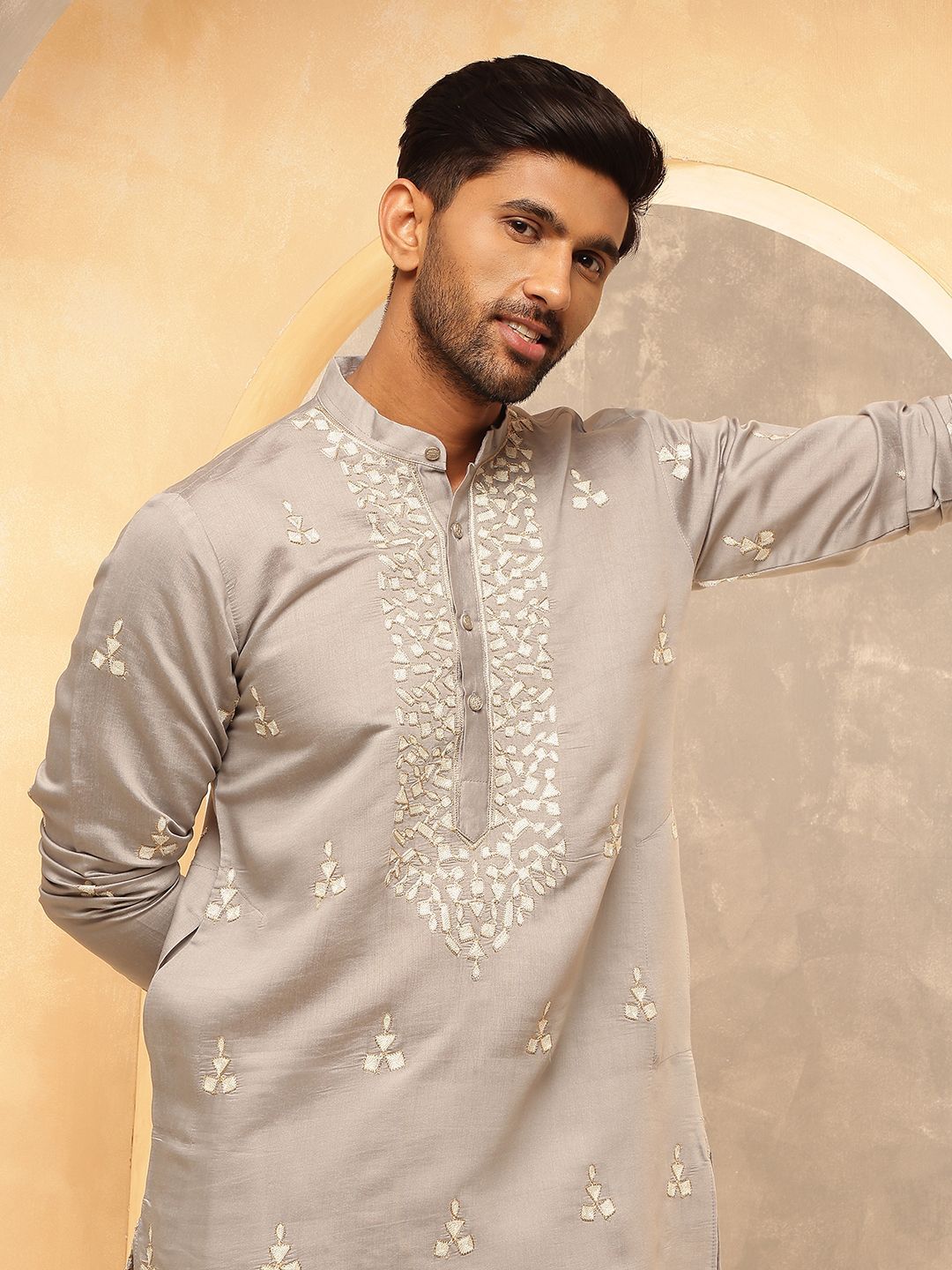 Anouk Geometric Embroidered Band Collar Thread Work Cotton Silk Straight Kurta