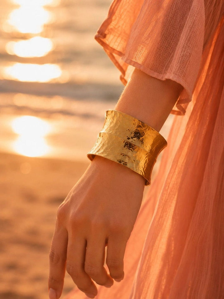 VOGUE PANASH Gelang Cuff Bersalut Emas