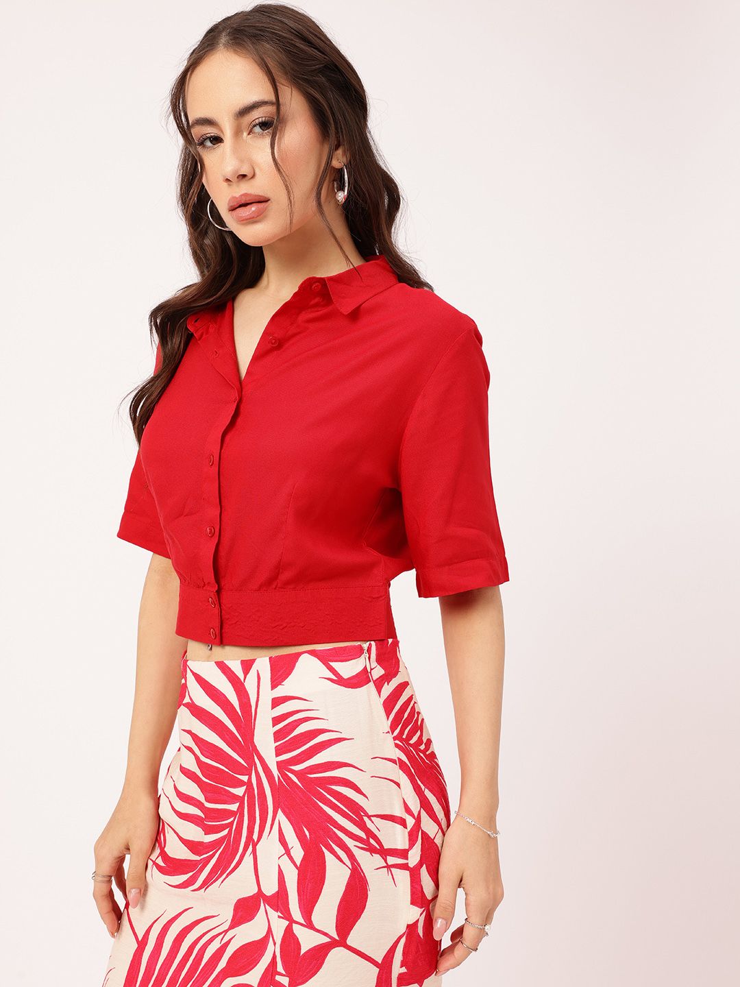 DressBerry Classic Minimalist Waisted Crop Shirt