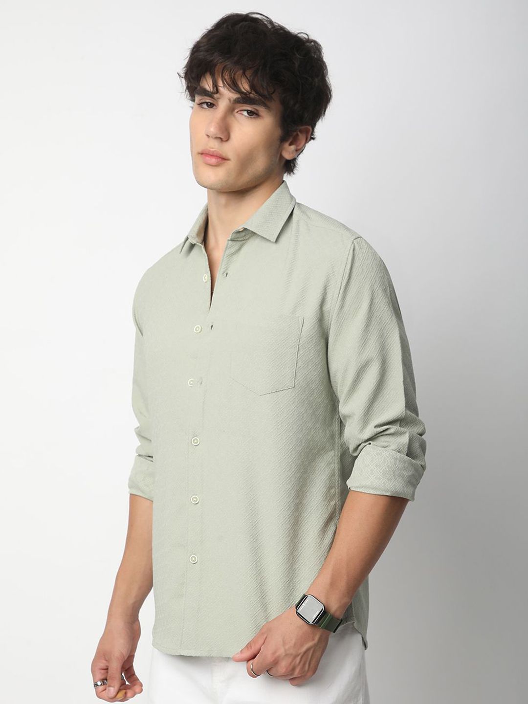 VASTRADO Men Classic Cutaway Collar Textured Slim Fit Casual Shirt