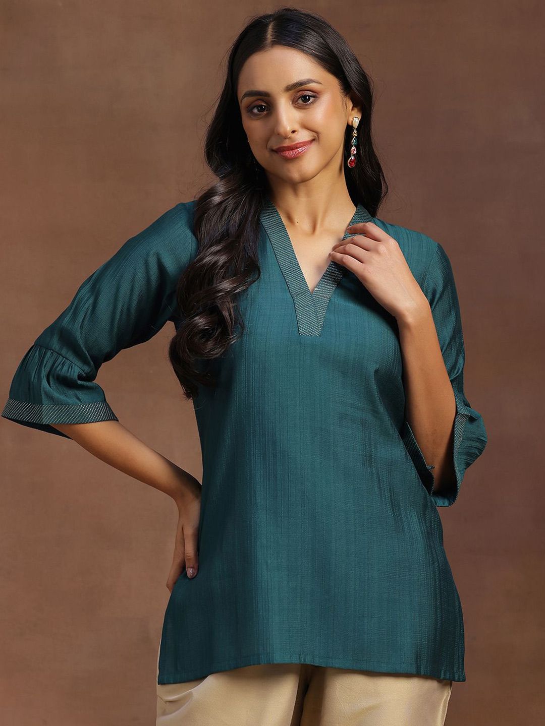 Libas Striped V-Neck Bell Sleeves Zari Straight Kurti