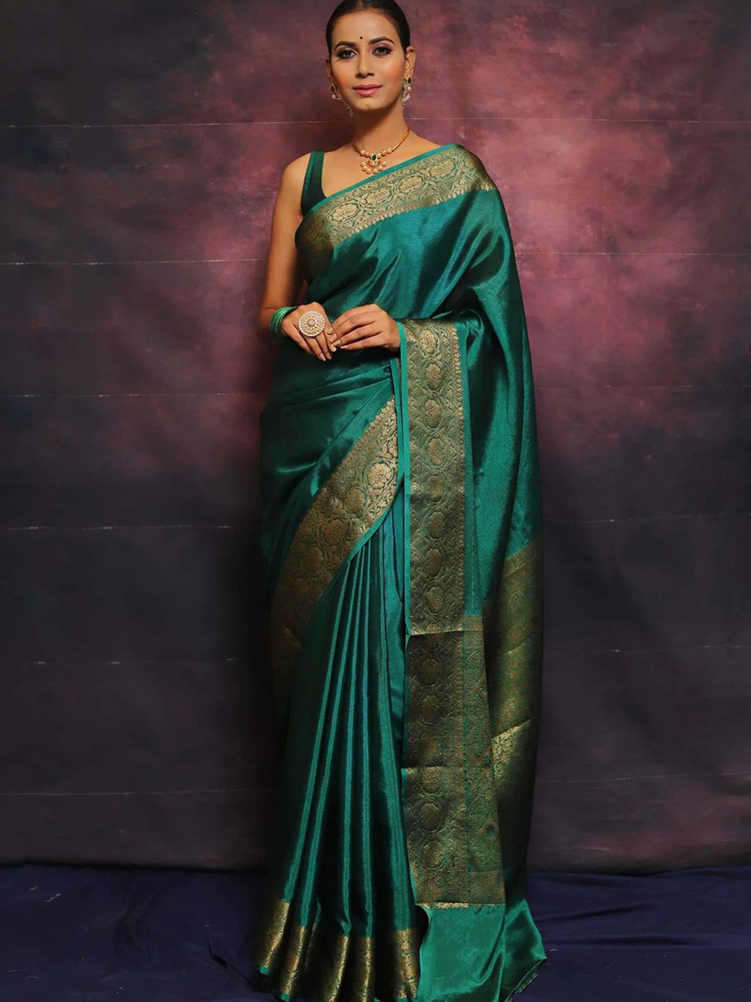 KALINI Solid Zari Banarasi Saree