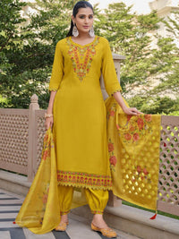Varanga Floral Embroidered Sweetheart Neck Kurta With Salwar & Dupatta