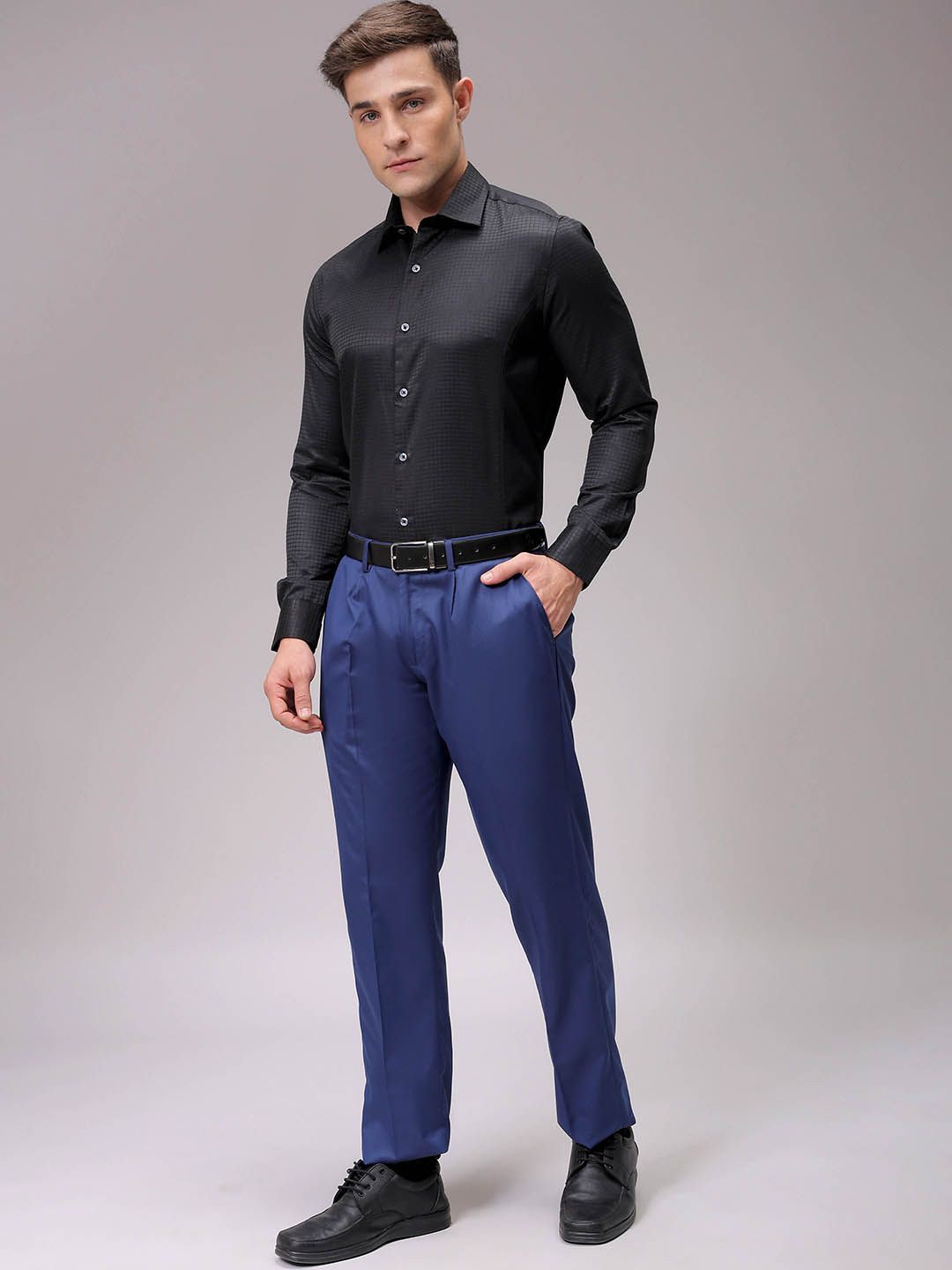 The Indian Garage Co. X Luxe Men Slim Fit Opaque Formal Shirt