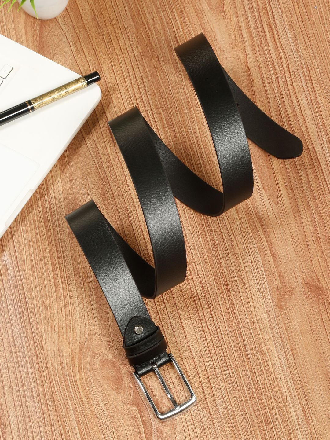 Teakwood Leathers Men Textured Leather Belt