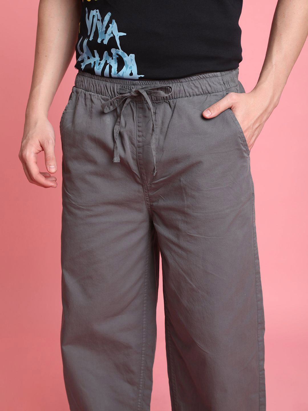 Bene Kleed Men Baggy Fit Pleated Chinos Trousers