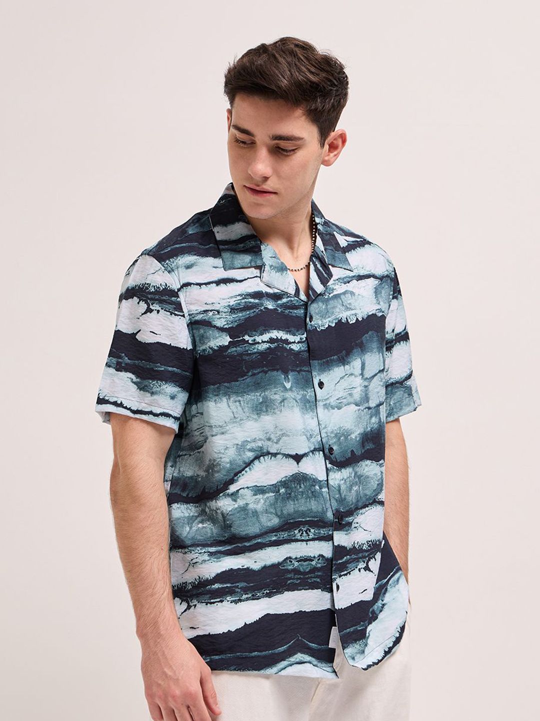 THE BEAR HOUSE Men Cuban Collar Abstract Printed Casual Shirt