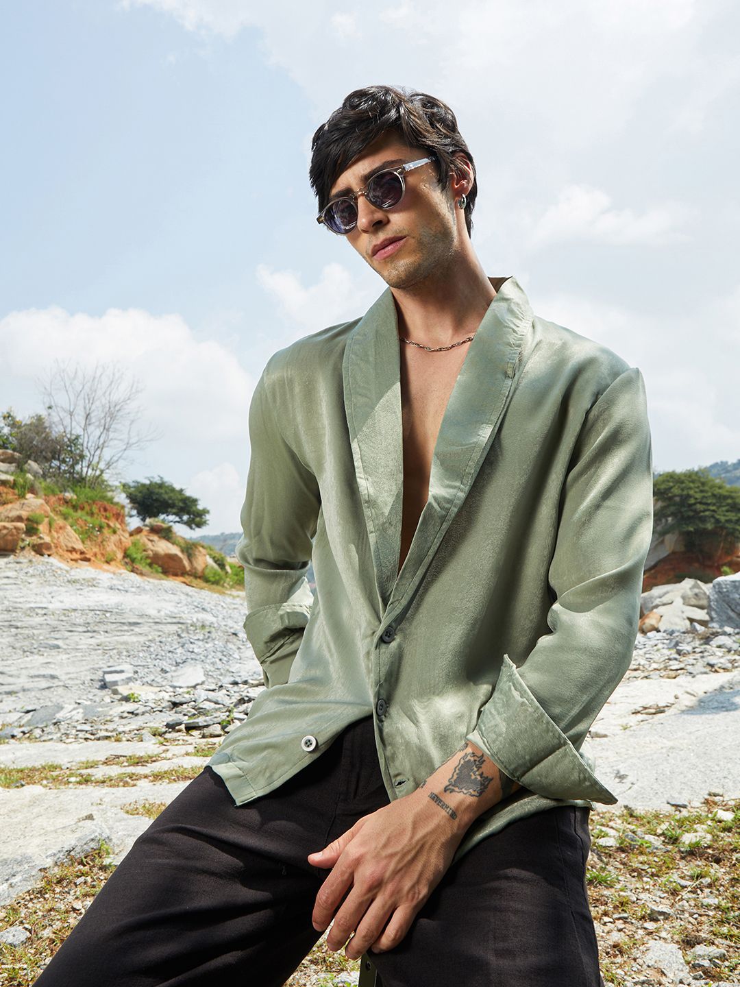 Campus Sutra Men Shawl Collar Comfort Casual Shirt