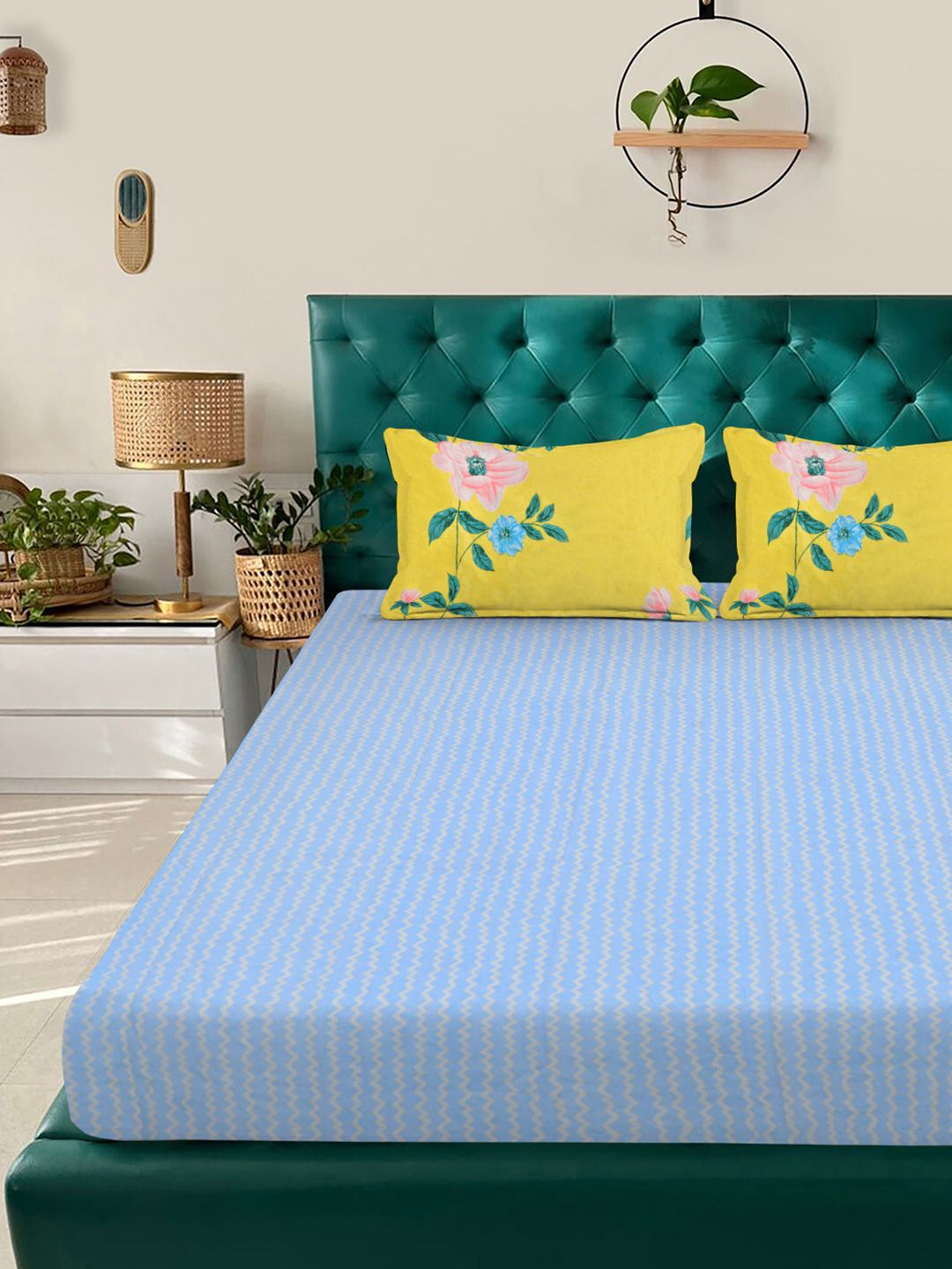 KLOTTHE Blue Striped Printed Fitted 300 TC King Fine Bedsheet With 2 Pillow Covers
