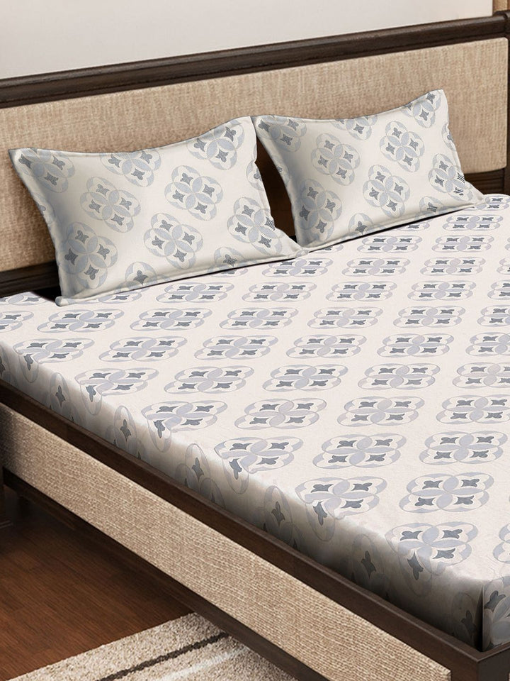Myntra Elegant Homes White & Grey Geometric Printed Flat 400 TC Cotton King Bedsheet With 2 Pillow Cover