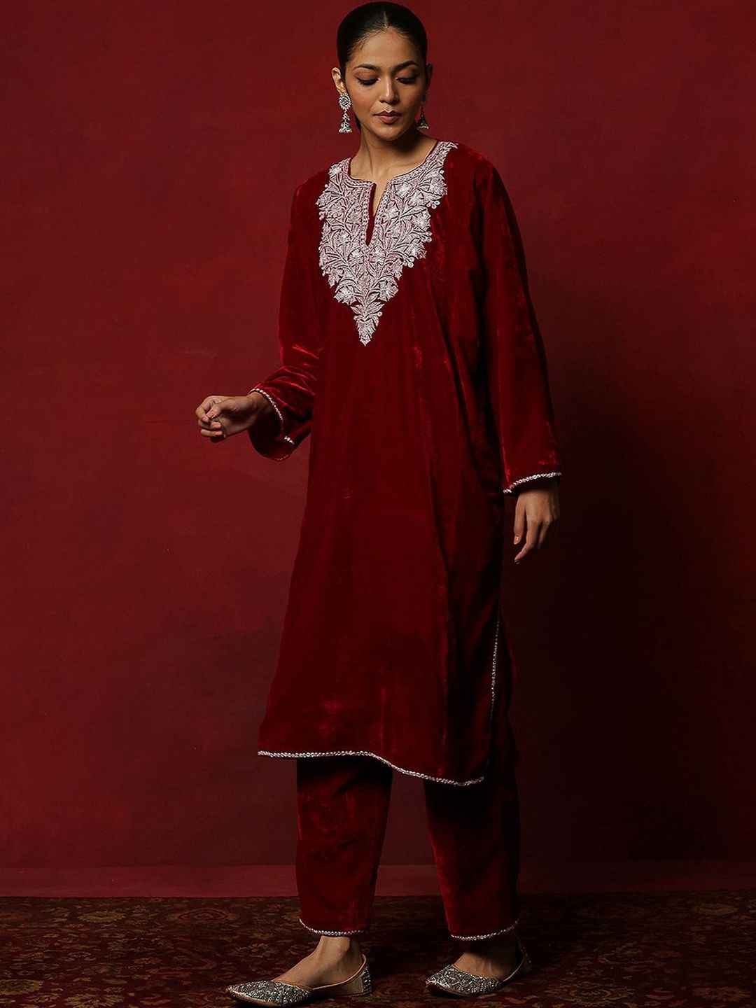 House of Chikankari Women Maroon Velvet Tilla Embroidered Kurta Set