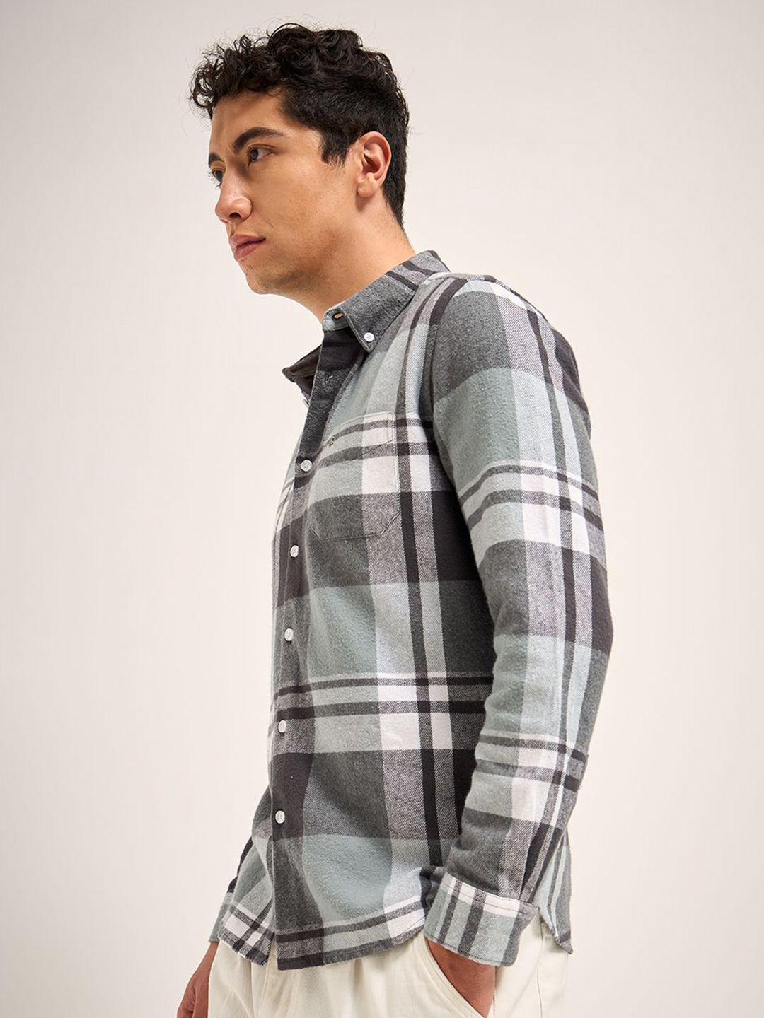 THE BEAR HOUSE Button-Down Collar Checked Pure Cotton Slim Fit Casual Shirt