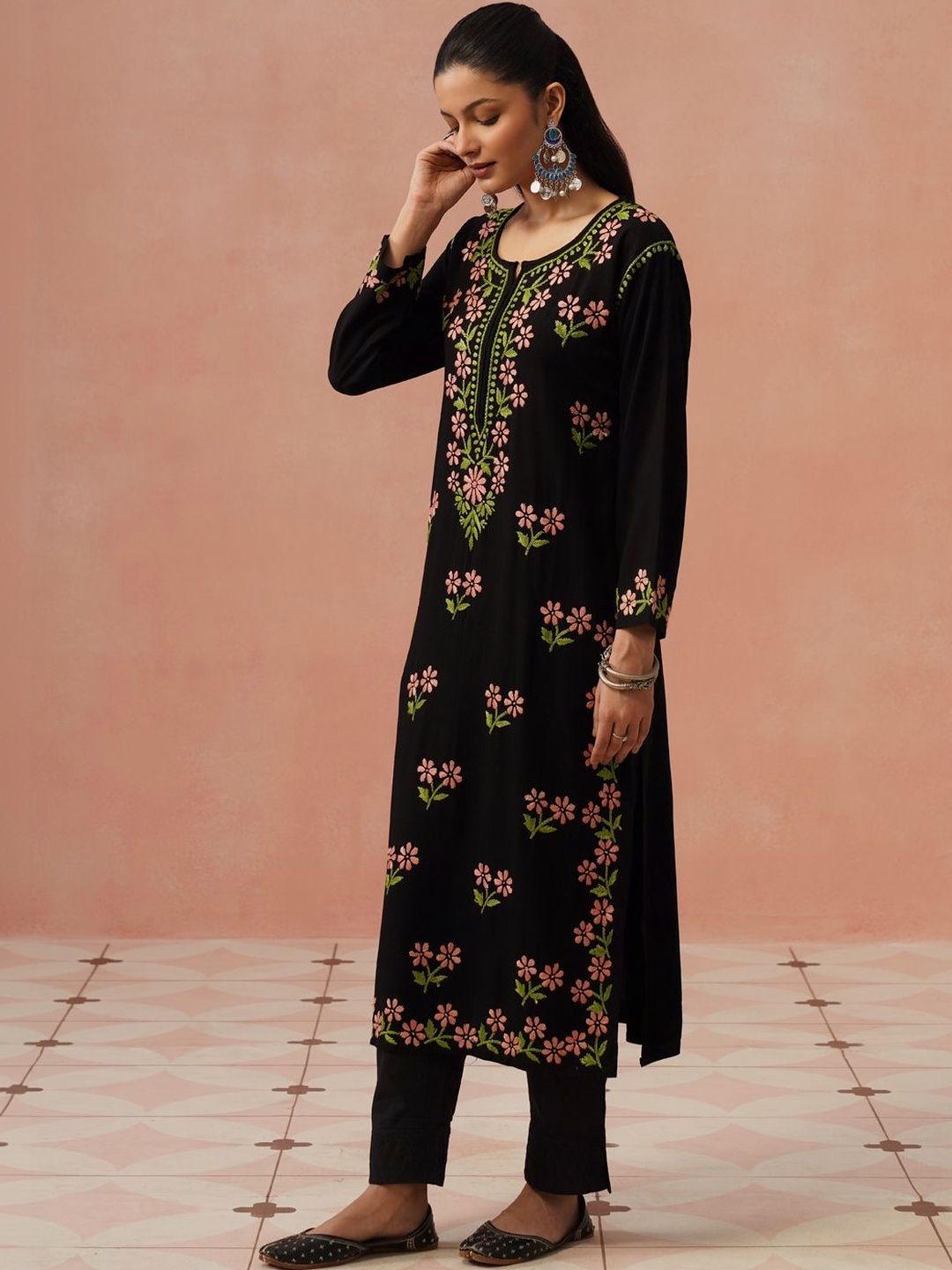 Rumah Wanita Chikankari Kerja Benang Sulam Bunga Kurta Bunga