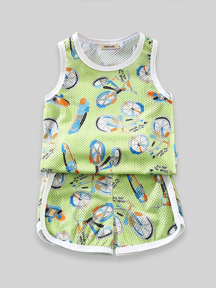 YK Boys Printed Round Neck T-Shirt & Shorts Clothing Set