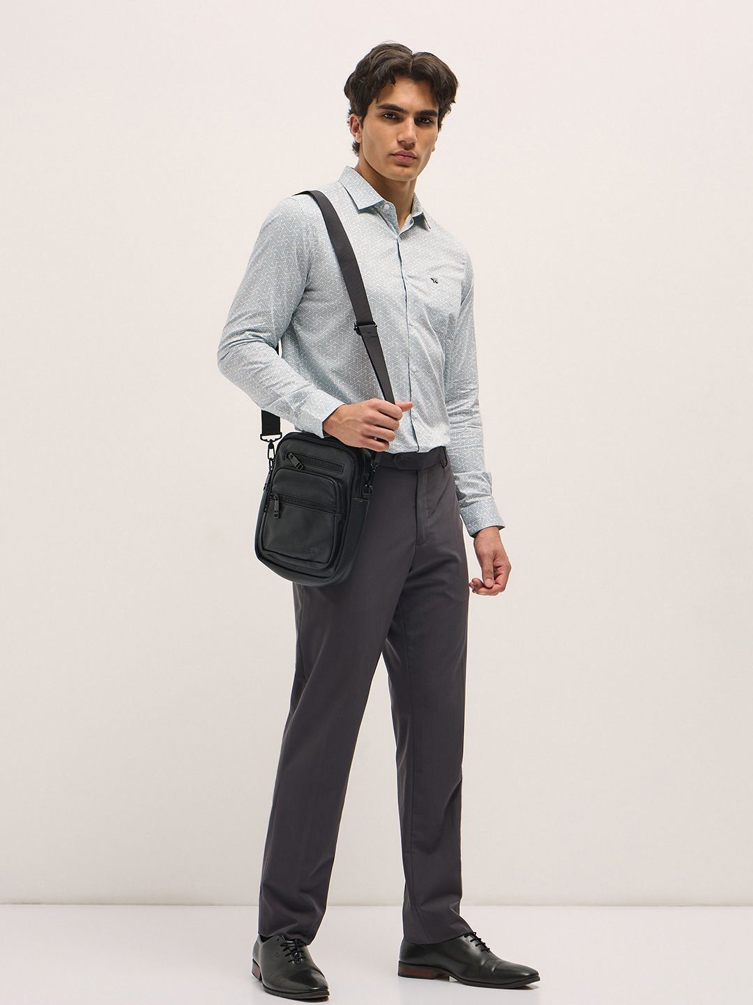 THE BEAR HOUSE Men Tailored Fit Opaque Printed Formal Shirt