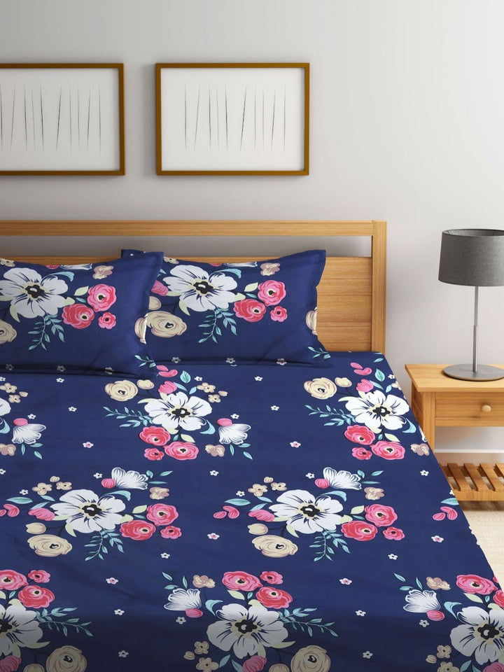 Myntra Elegant Homes Biru Laut Policotton Bunga 300 TC Dilengkapi Cadar King Halus dengan 2 Sarung Bantal-98 x 87 inci
