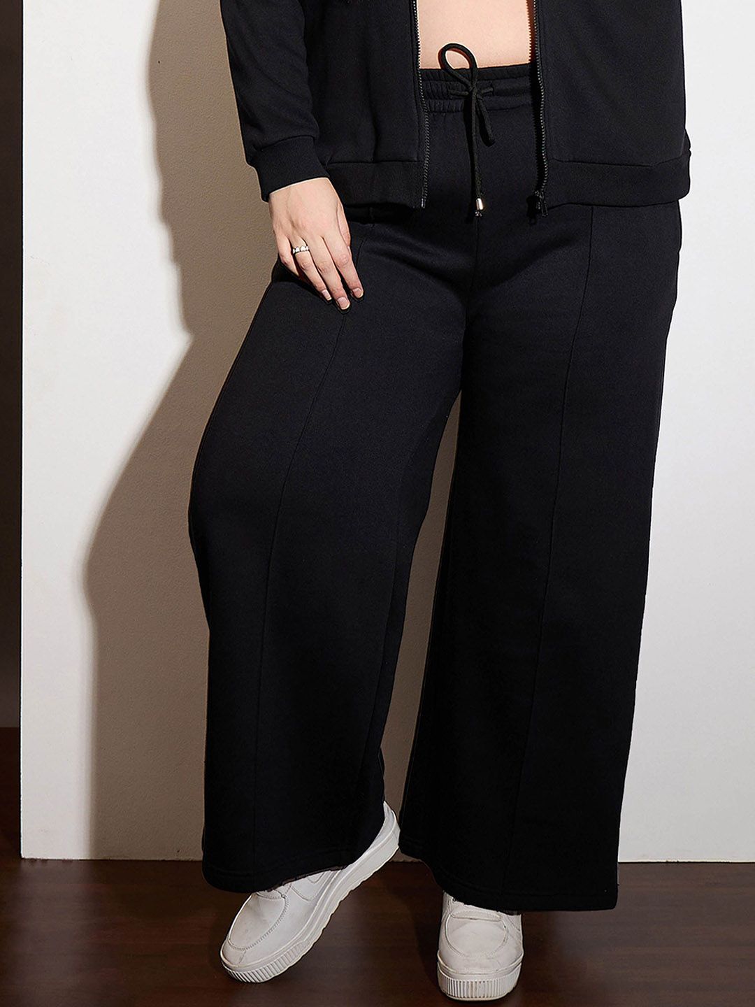SASSAFRAS Curve Women Plus Size Mid-Rise Track Pants