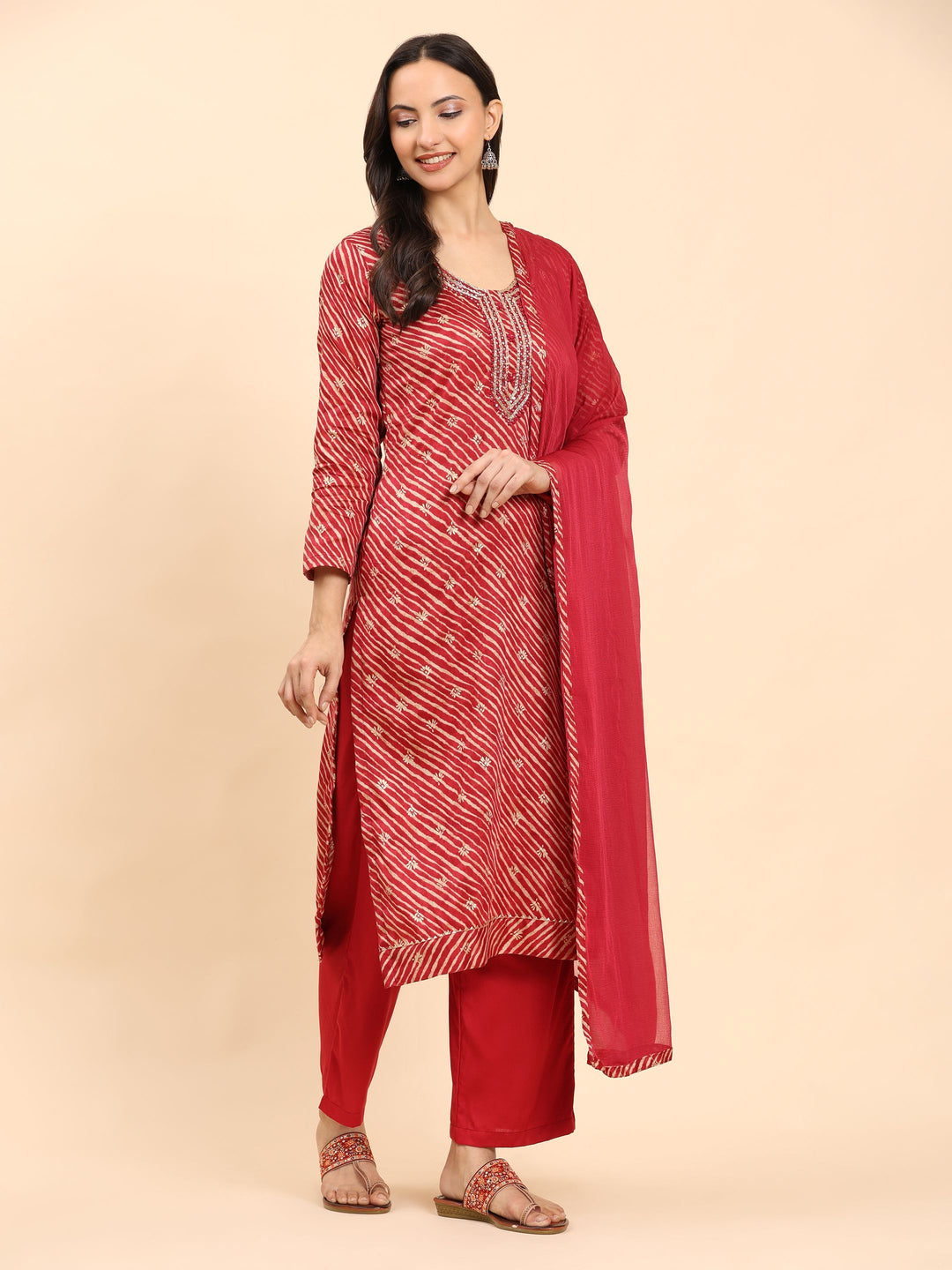 Mamicha Women Floral Printed Regular Pure Cotton Kurta with Palazzos & With Dupatta