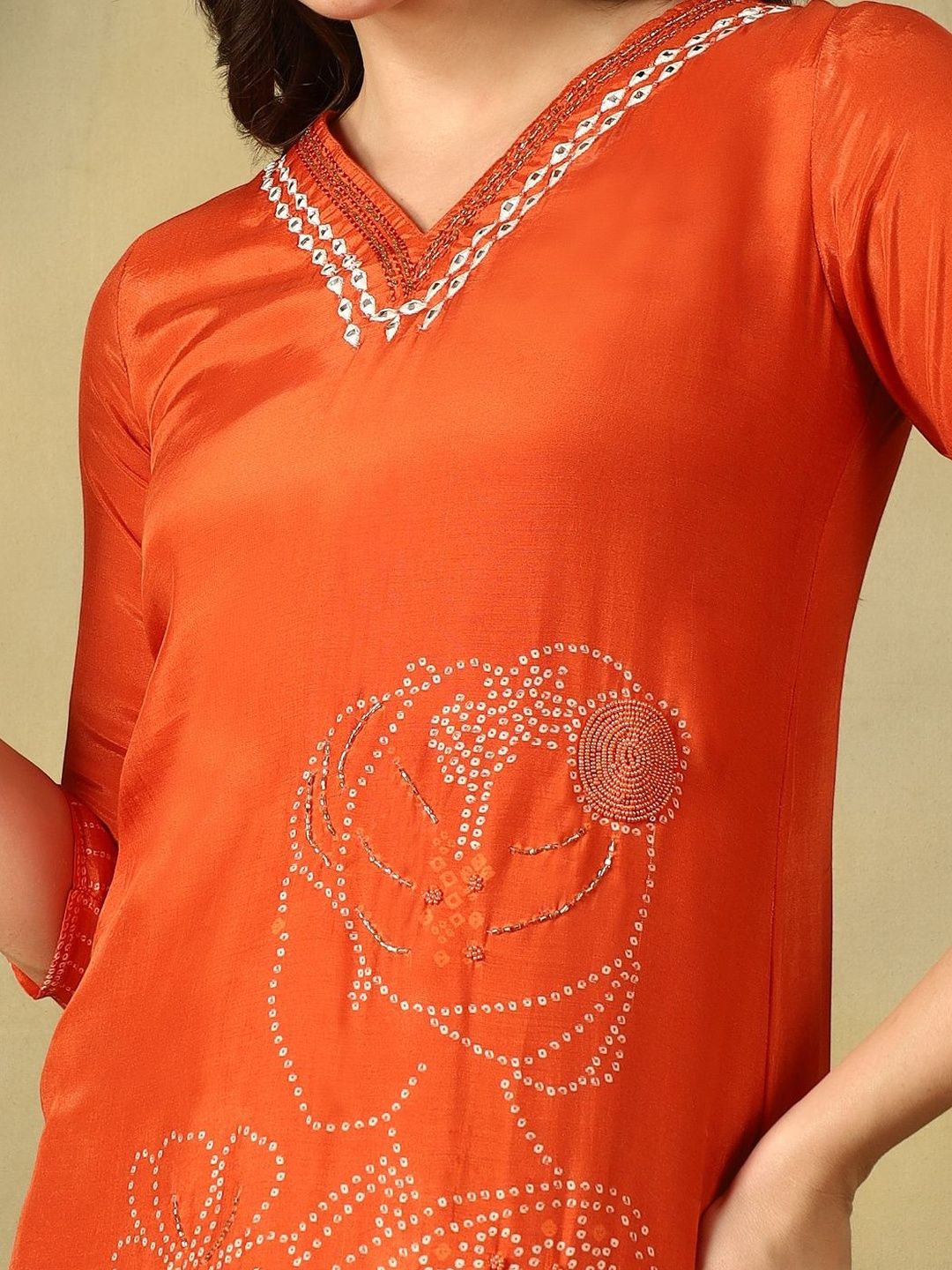 Mamicha Women Ethnic Motifs Dyed Regular Thread Work Kurta with Palazzos