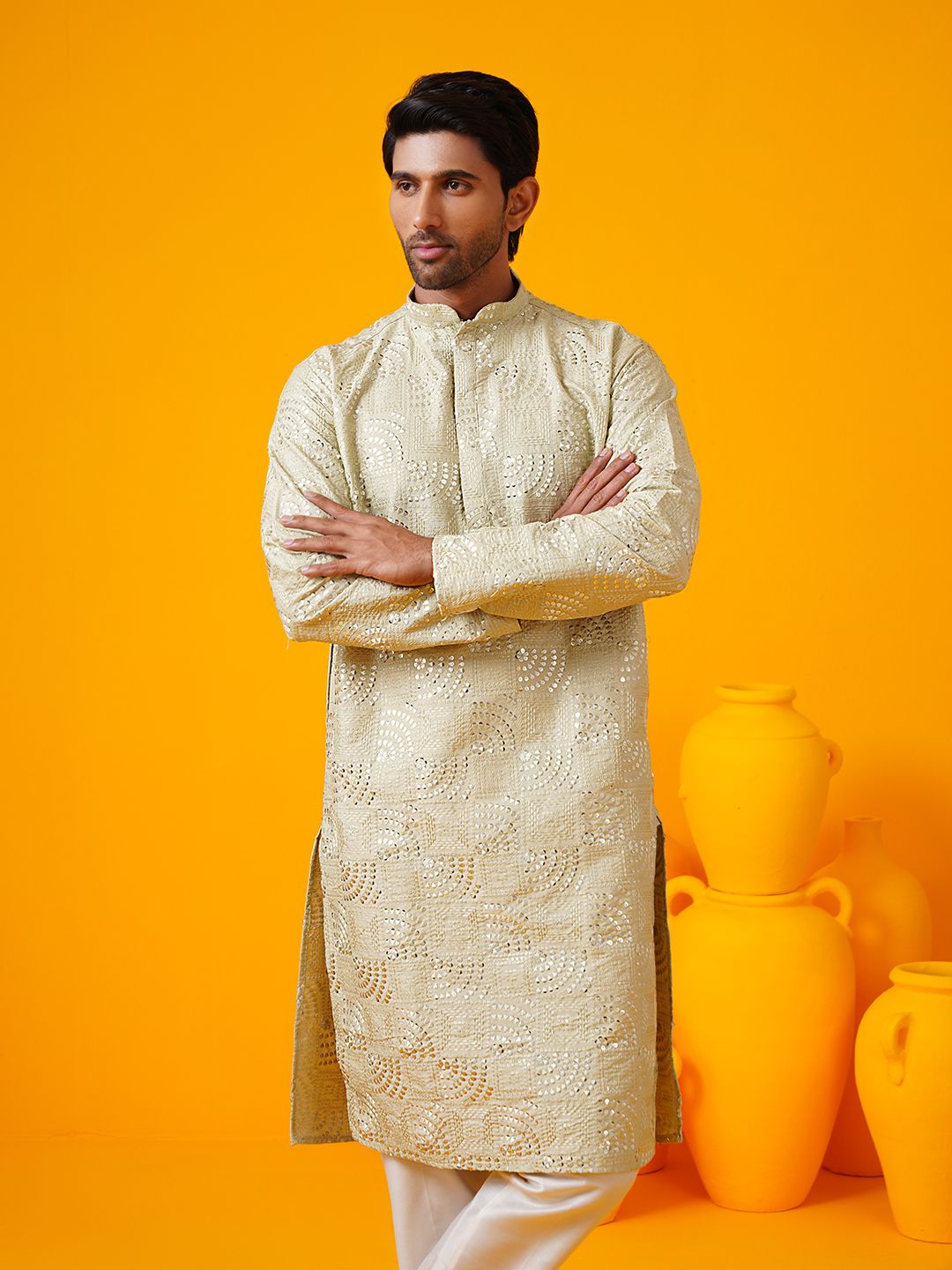 SOJANYA LUXE Bersulam Geometrik Kolar Mandarin Cotton Silk Kurta Lurus Dengan Seluar