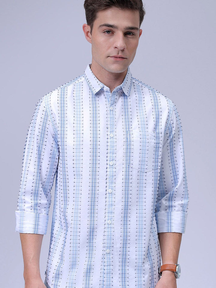 The Indian Garage Co Men Slim Fit Spread Collar Textured Cotton Casual Shirt