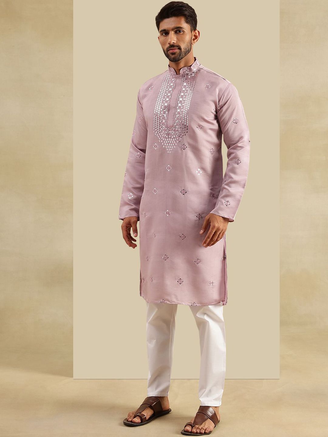 SOJANYA Floral Embroidered Mandarin Collar Sequinned Kurta With Pyjamas