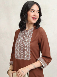 Vishudh Women Embroidered Regular Kurta with Trousers