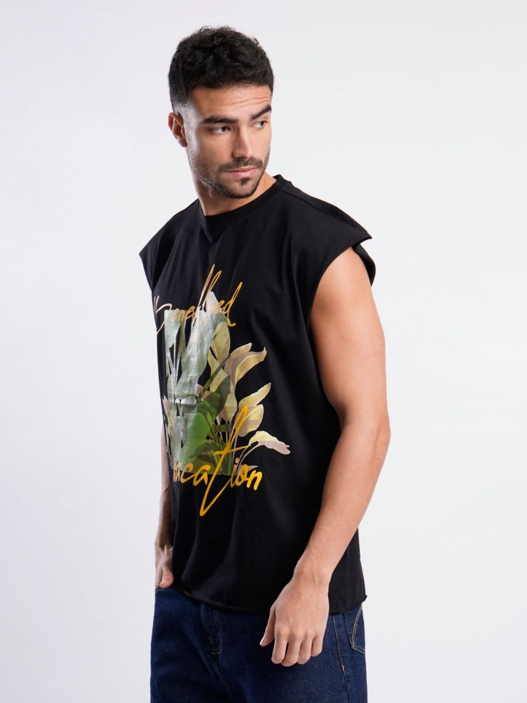 Bene Kleed Men Printed Extended Sleeves Raw Edge T-shirt