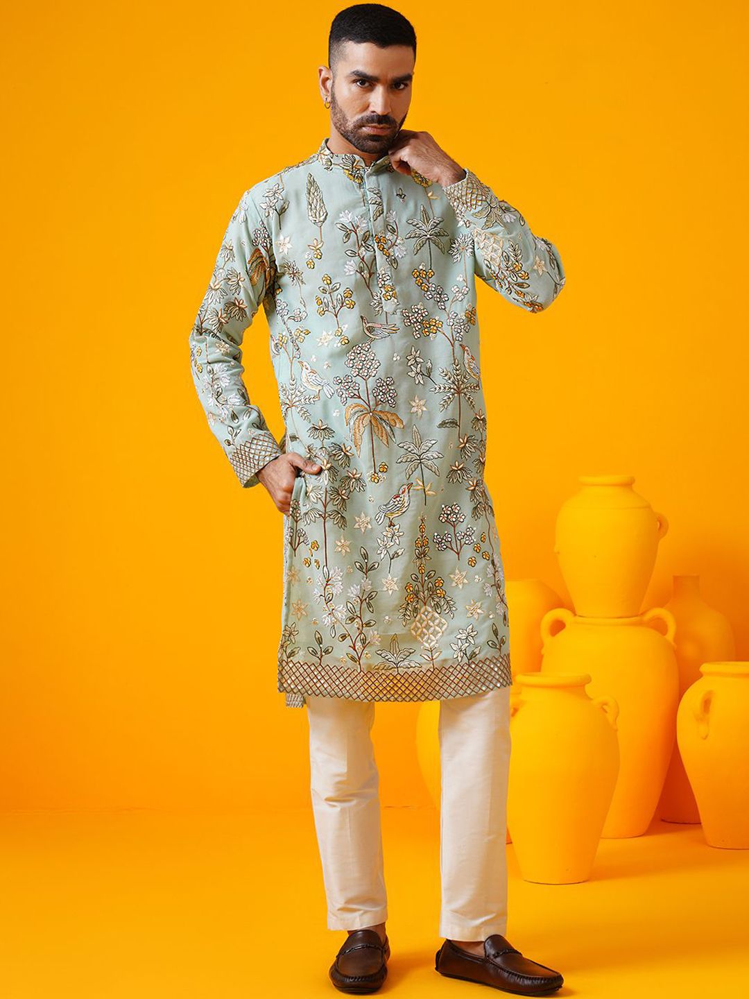 SOJANYA LUXE Floral Embroidered Sequinned Mandarin Collar Straight Georgette Kurta