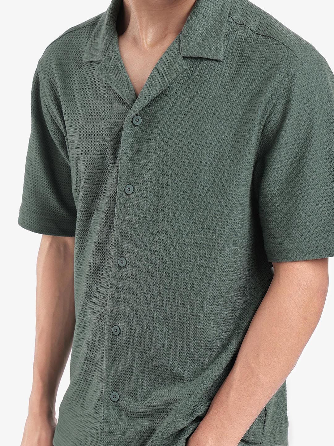 RARE RABBIT Men Comfort Spread Collar Textured Cotton Boxy Casual Shirt