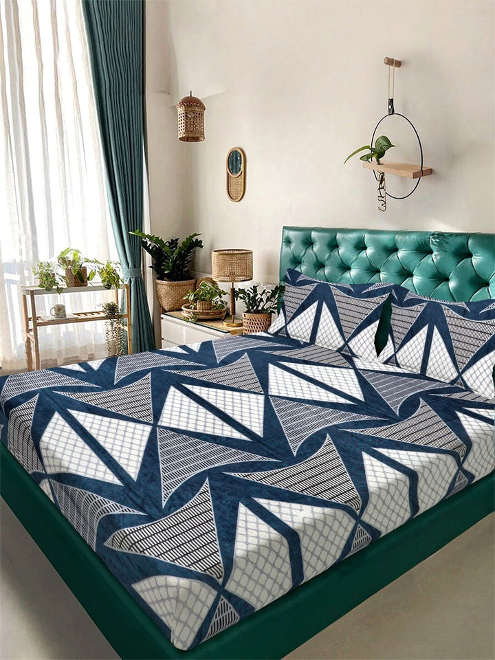 KLOTTHE Blue Geometric Printed Fitted 300 TC Super King Bedsheet With 2 Pillow Cover