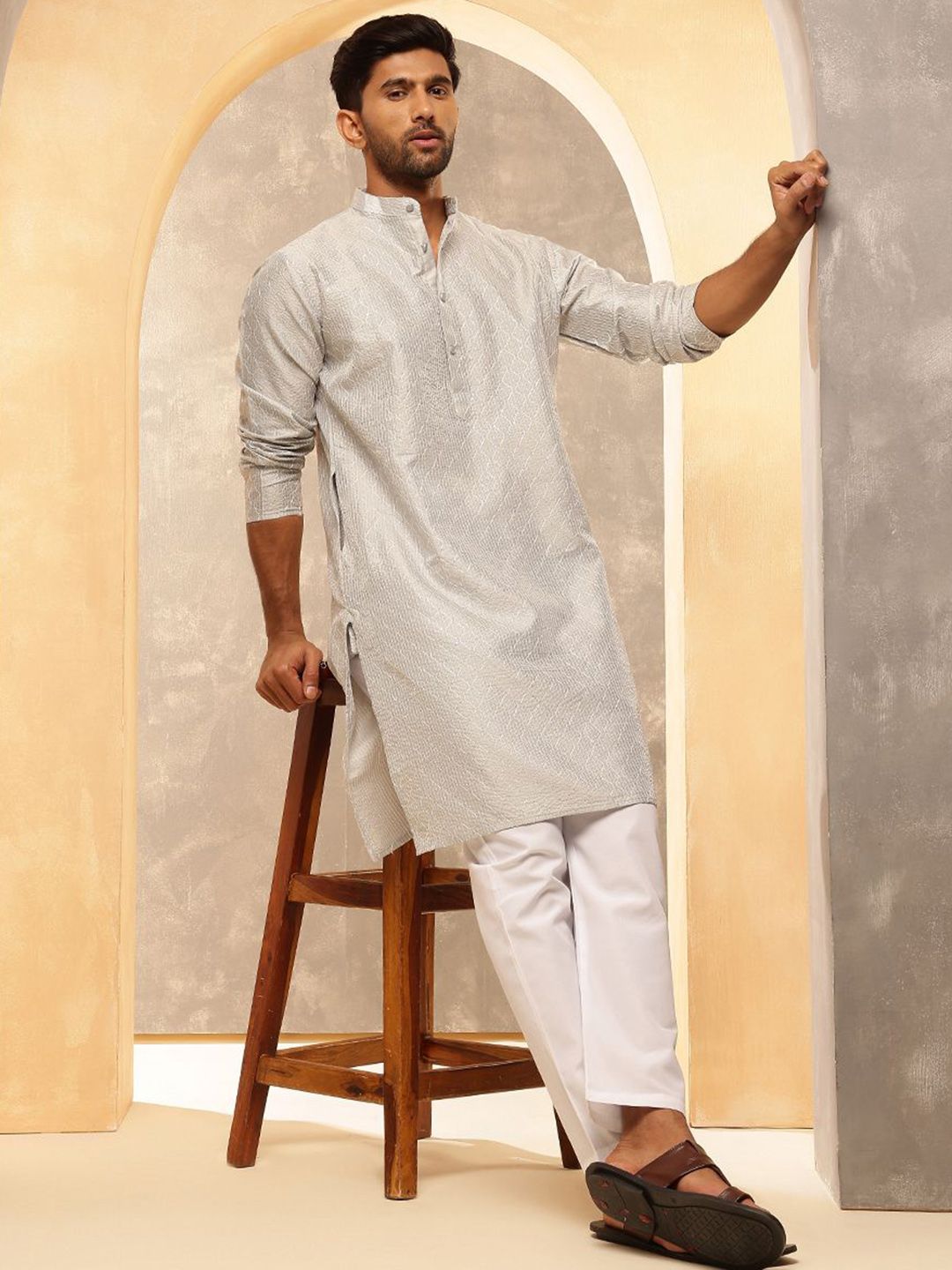 Anouk Men Embroidered Regular Thread Work Kurta with Pyjamas