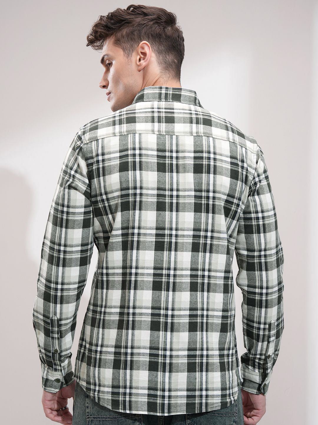 HIGHLANDER Men Opaque Checked Casual Shirt